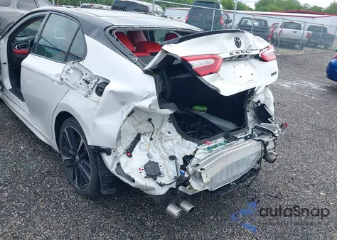 2018 Toyota Camry Xse from USA, damaged, VIN 4T1B61HK1JU077100